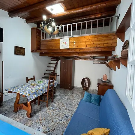 Cortile Siciliano * Παλέρμο