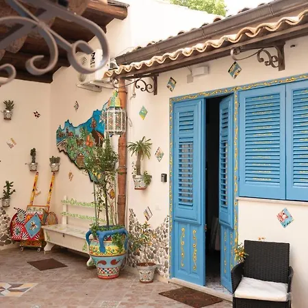 Cortile Siciliano Apartment